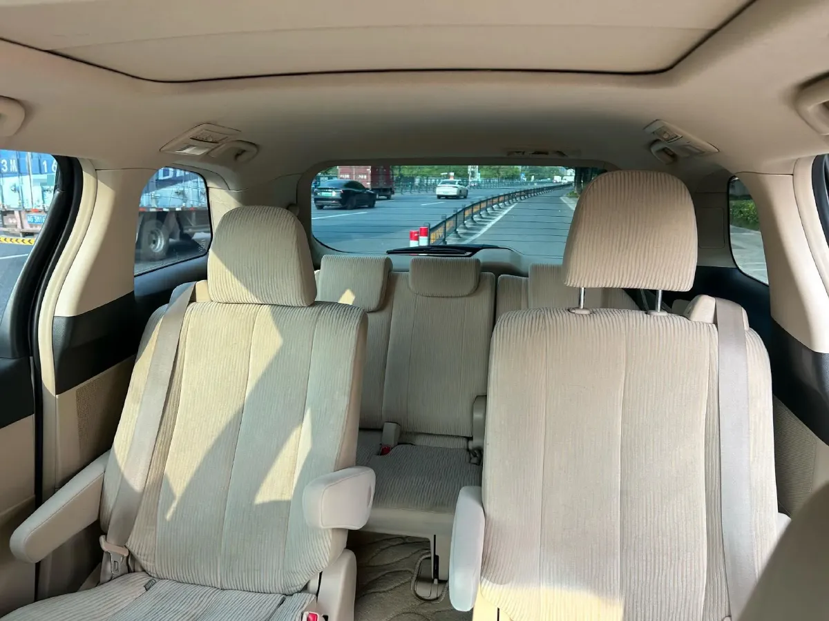 2004 Toyota Previa 2.4L 156HP L4 4AT,autocango,china used car exporter,china ev exporter,chinese used car exporter,chinese used ev exporter