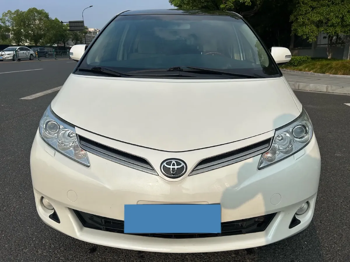 2004 Toyota Previa 2.4L 156HP L4 4AT,autocango,china used car exporter,china ev exporter,chinese used car exporter,chinese used ev exporter