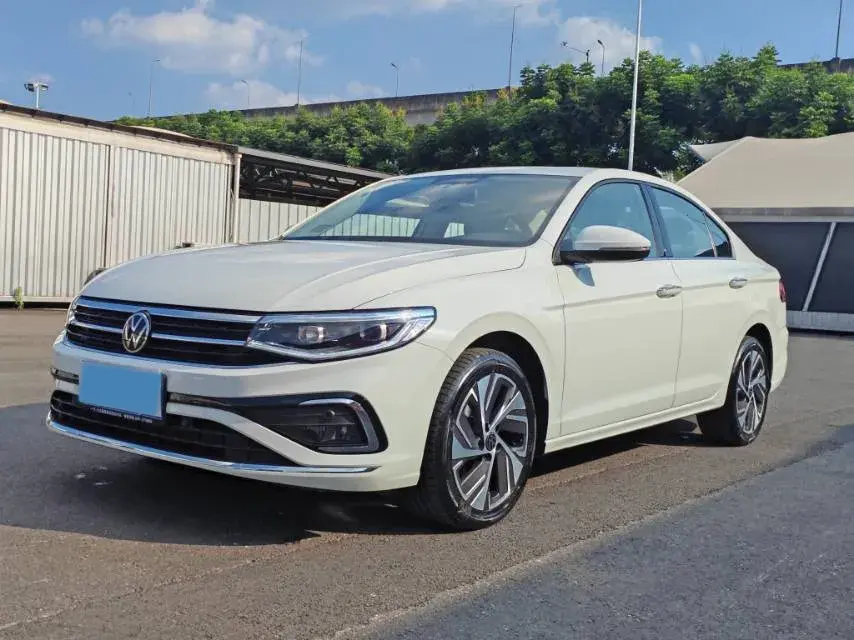 2024 Volkswagen Bora 1.2T 116HP L4 7DCT