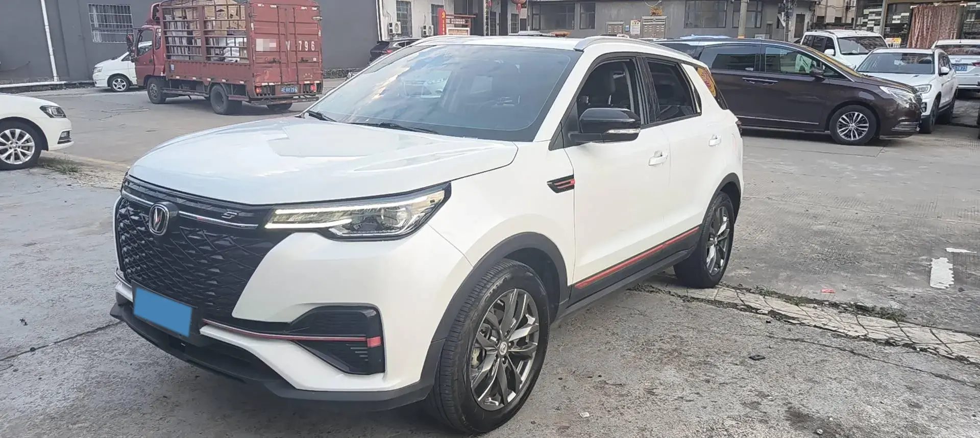 2021 ChangAn CS55 Plus 1.5T 180HP L4 6MT