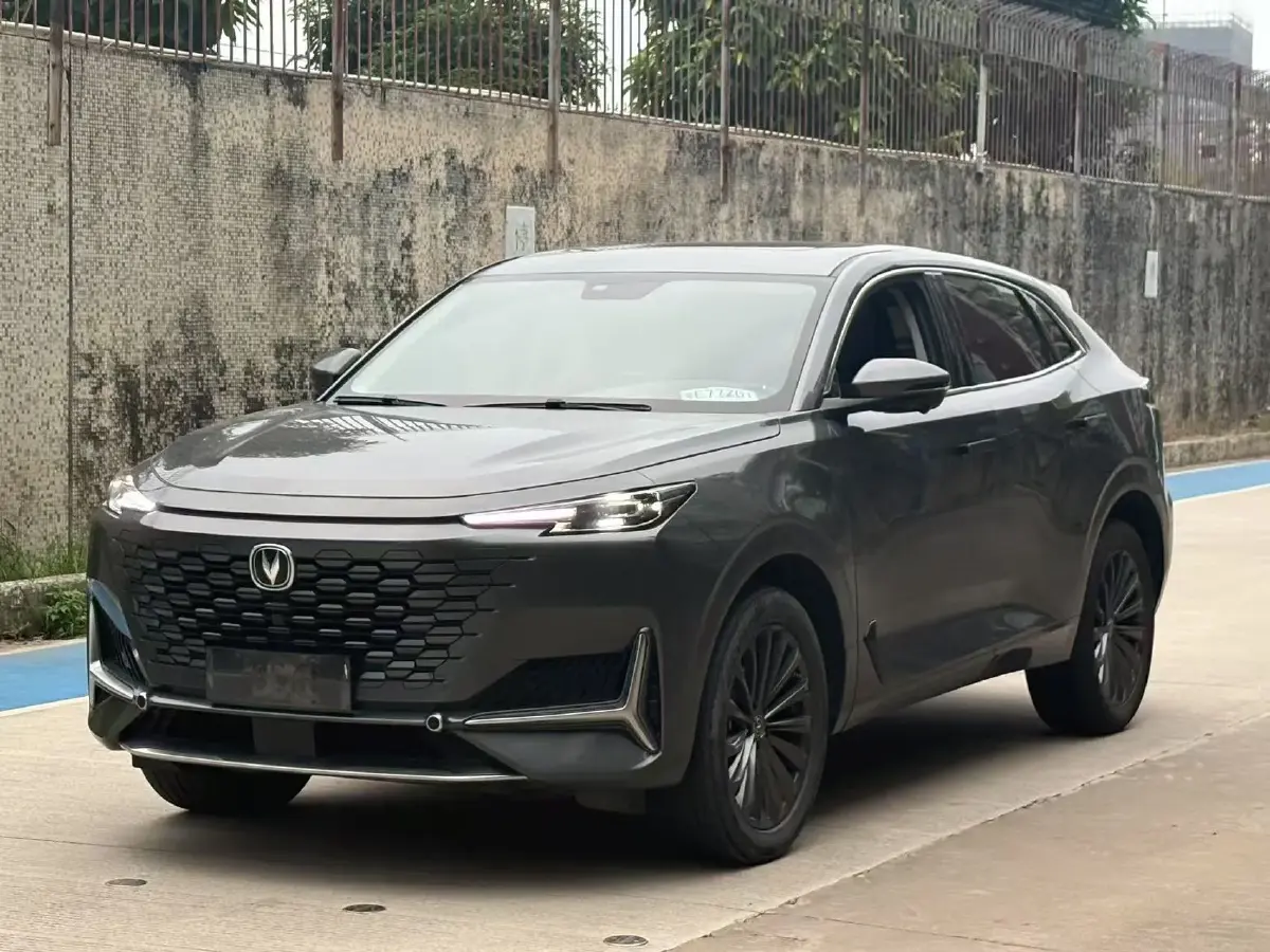 2021 ChangAn UNI-K 2.0T 233HP L4 8AT