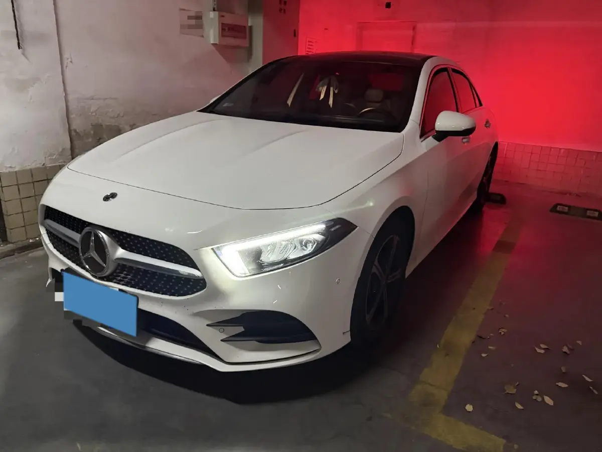 2022 Mercedes-Benz A Class 1.3T 163HP L4 7DCT