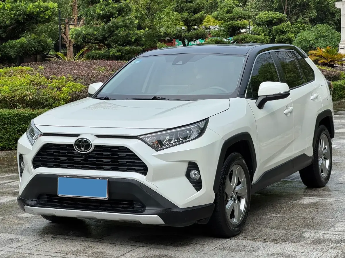 2020 Toyota RAV4 2.0L 171HP L4 CVT