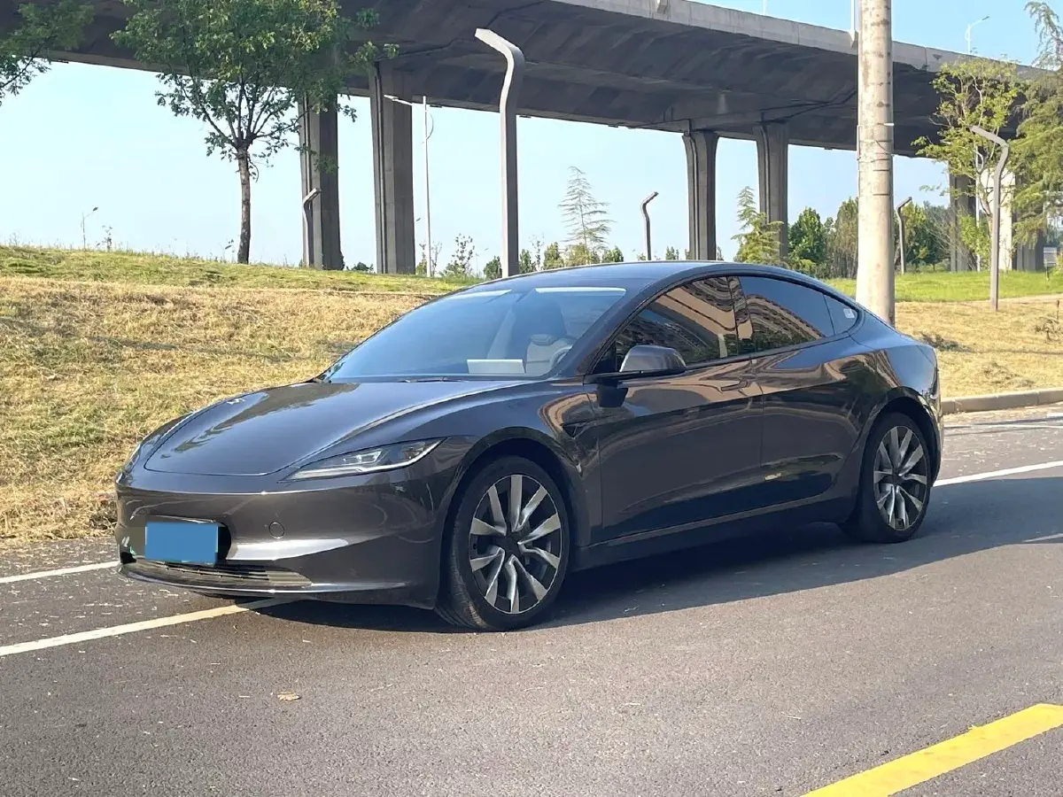 2023 Tesla Model 3 BEV 60KWH