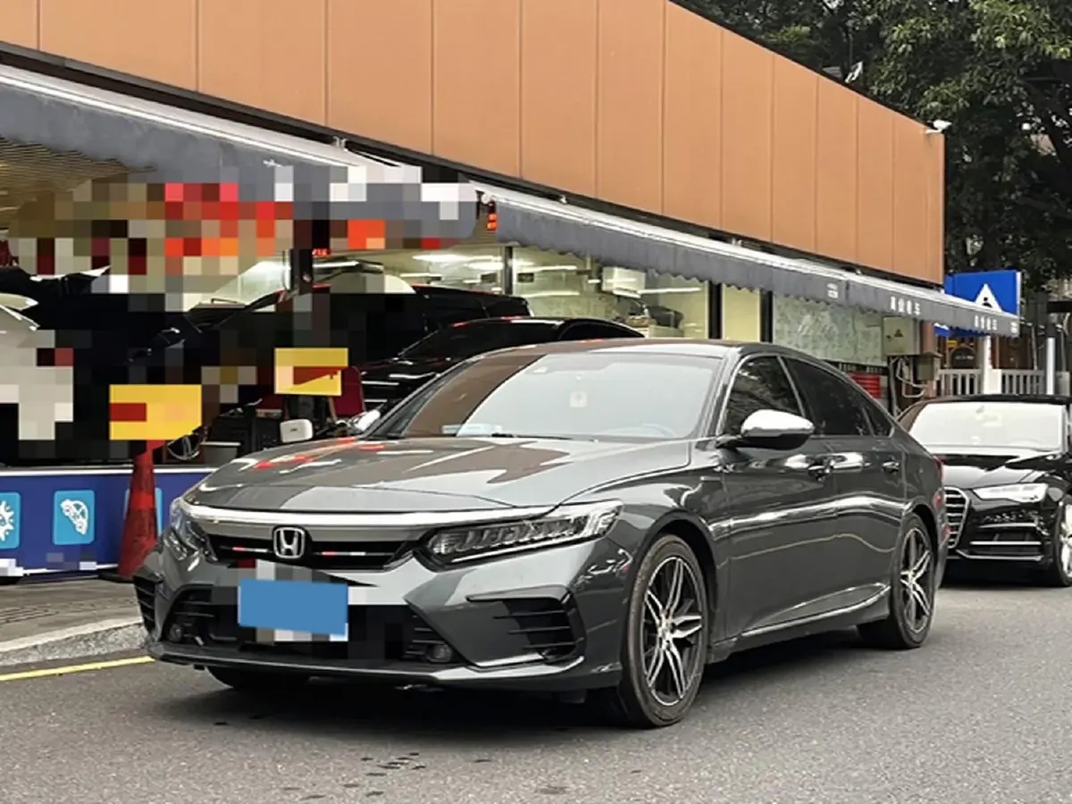 2022 Honda Inspire 1.5T 194HP L4 CVT 2022 Honda Inspire 1.5T 194HP L4 CVT