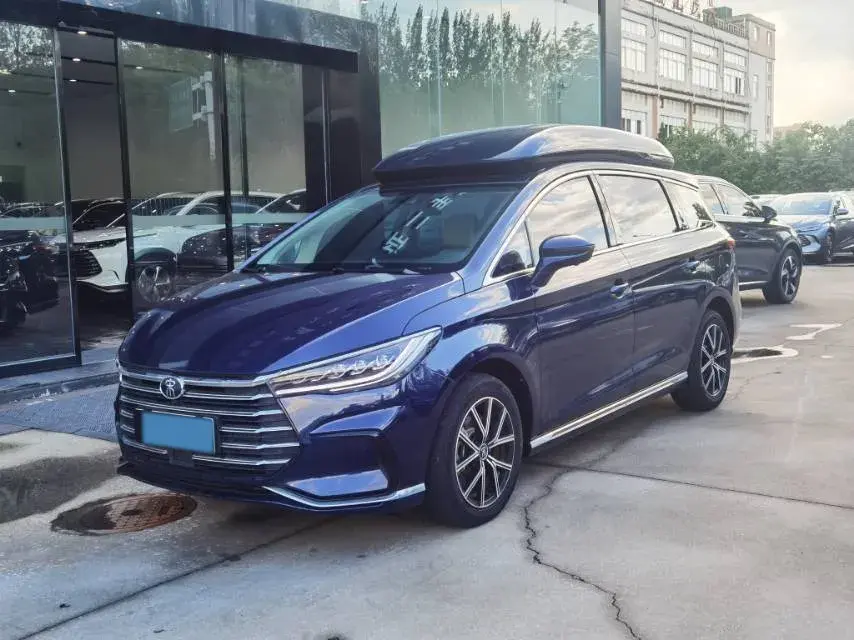 2022 BYD Song MAX 1.5L 110HP L4 E-CVT PHEV 18.3KWH