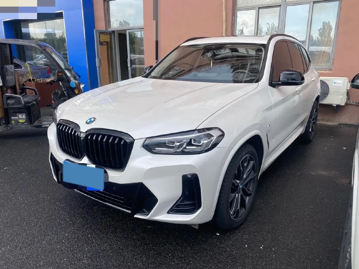 2022 BMW X3 2.0T 252HP L4 8AT