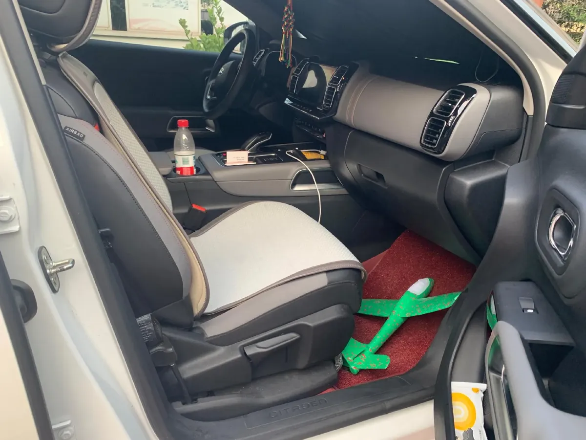 2020 Citroen C5 AircrossS 1.6T 200HP L4 8AT PHEV 12.96KWH,autocango,china used car exporter,china ev exporter,chinese used car exporter,chinese used ev exporter