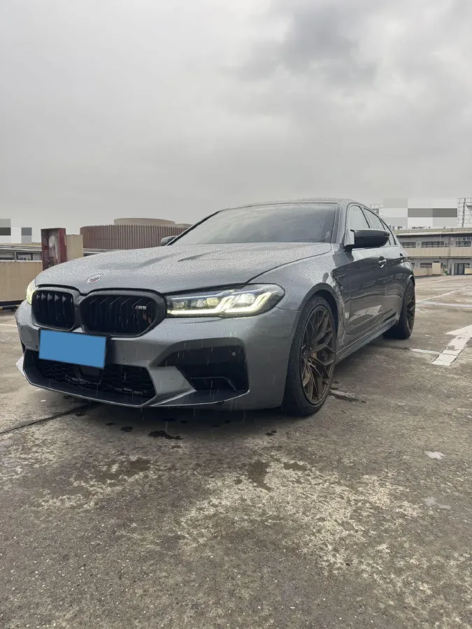 2021 BMW M5 4.4T 600HP V8 8AT,autocango,china used car exporter,china ev exporter,chinese used car exporter,chinese used ev exporter