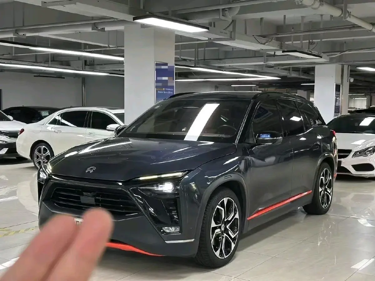2020 NIO ES8 BEV 70KWH