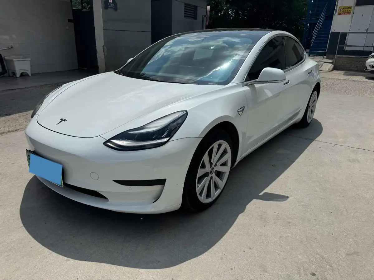 2020 Tesla Model 3 BEV 52KWH