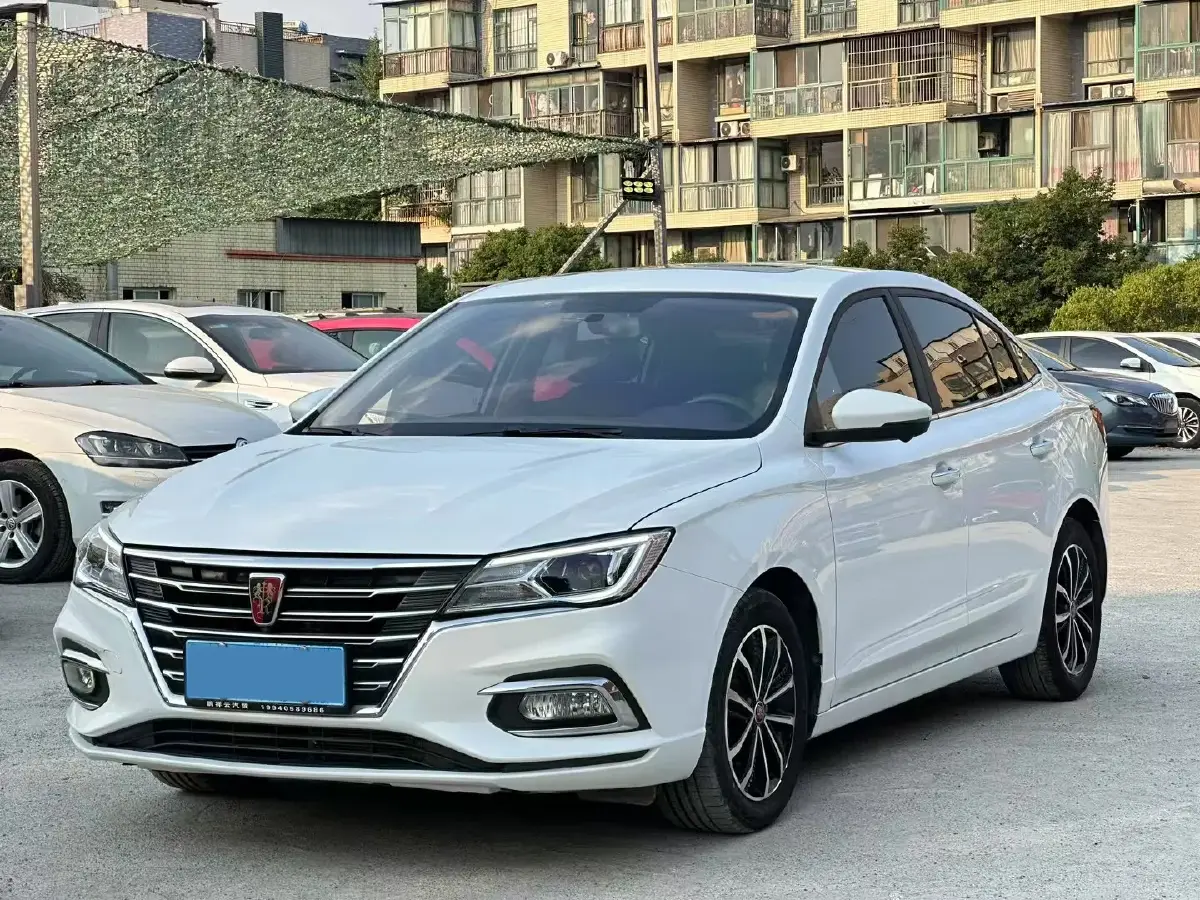 2020 Roewe i5 1.5L 120HP L4 CVT
