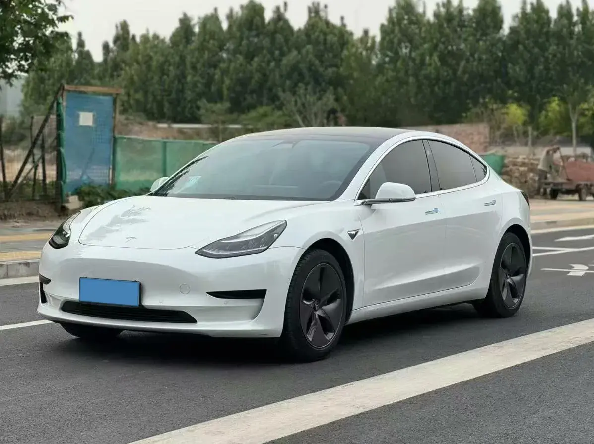 2020 Tesla Model 3 BEV 52KWH