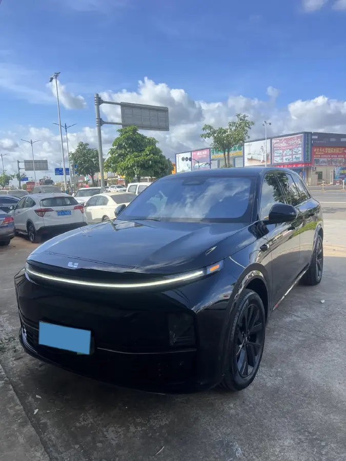 2023 Li L7 Range Extended 154HP REEV 40.9KWH