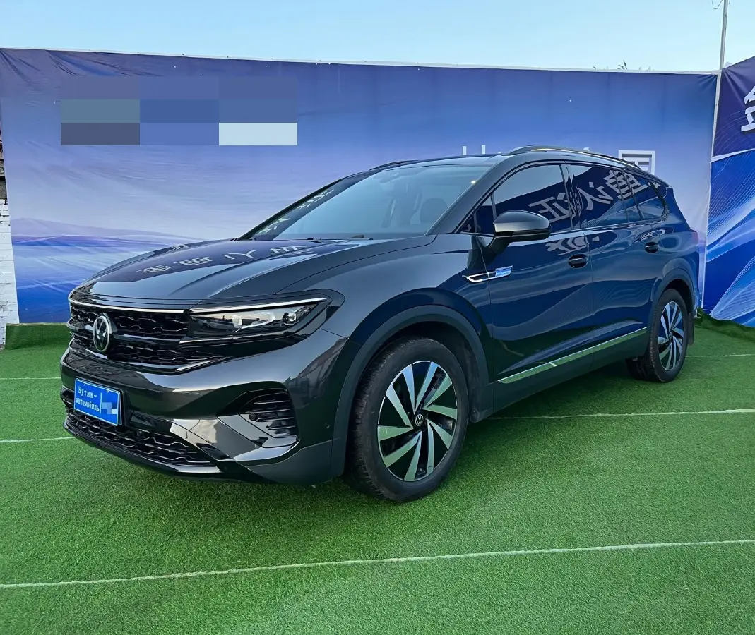 2022 Volkswagen Talagon 2.0T 220HP L4 7DCT