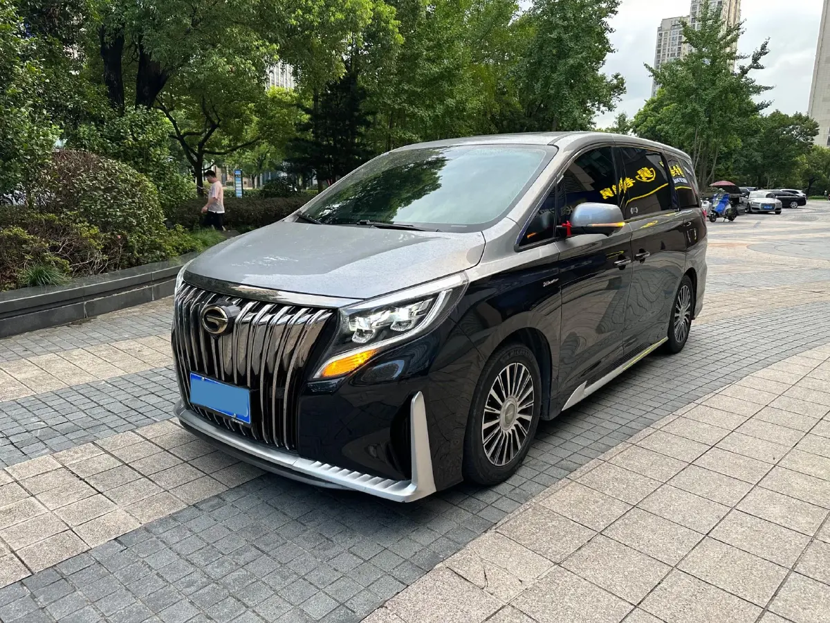 2021 GAC Trumpchi M8 2.0T 252HP L4 8AT