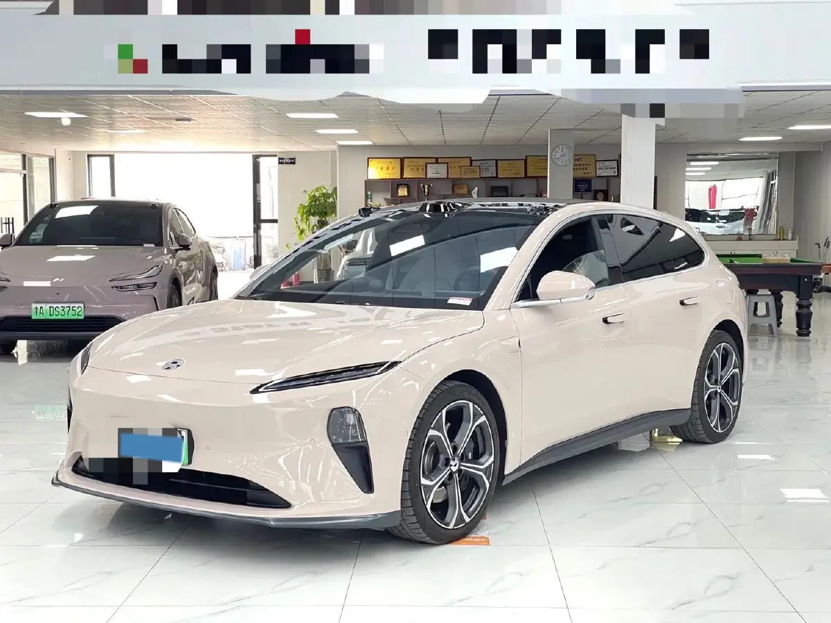 2024 NIO ET5T BEV 75KWH