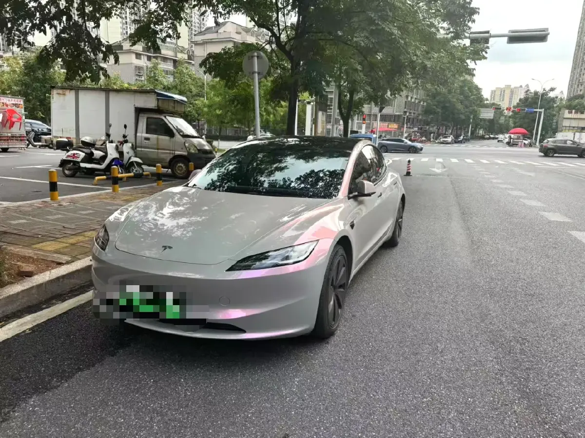 2023 Tesla Model 3 BEV 60KWH