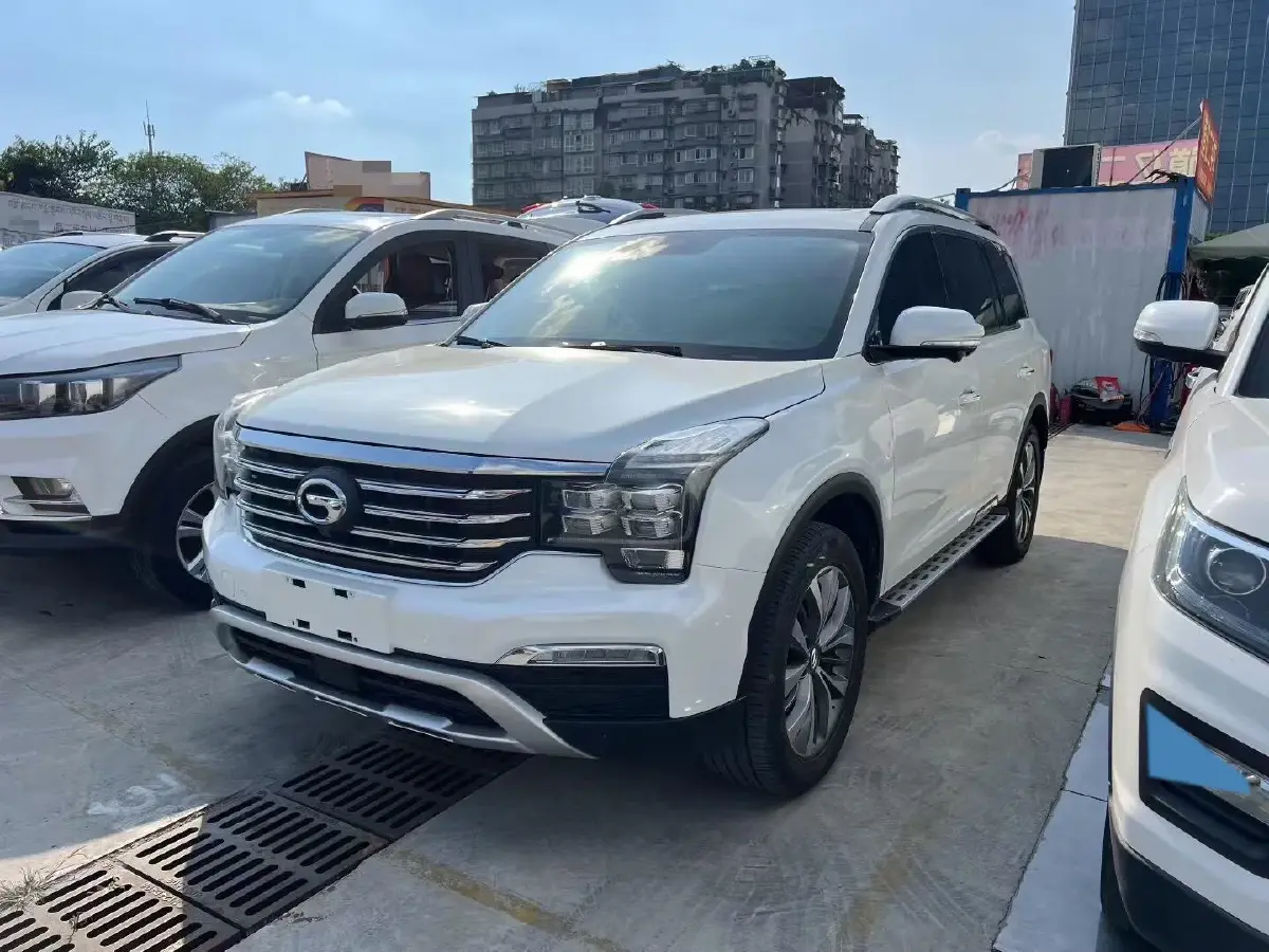 2017 GAC Trumpchi GS8 2.0T 201HP L4 6AT