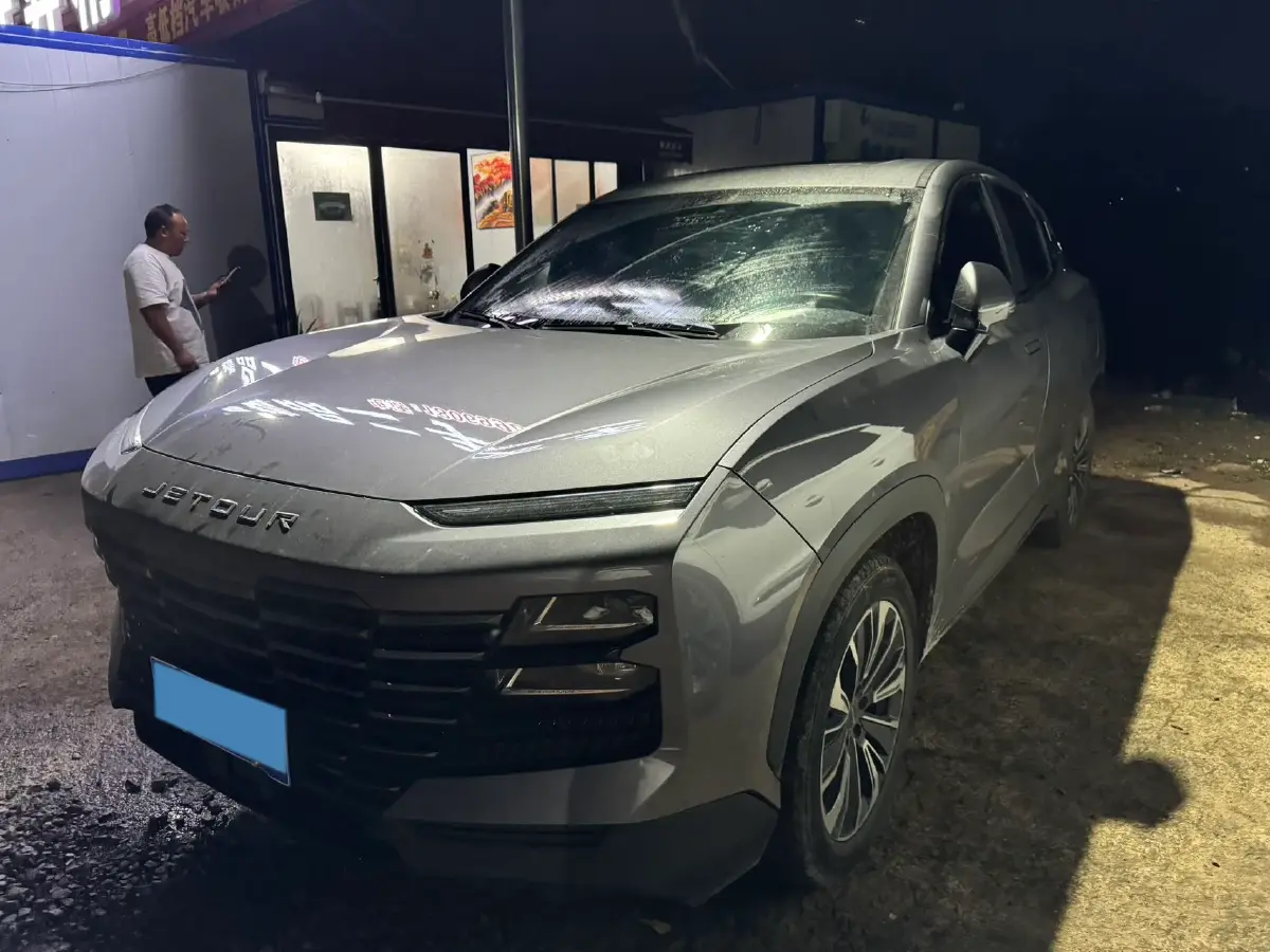 2022 Jetour DASHING 1.6T 197HP L4 7DCT