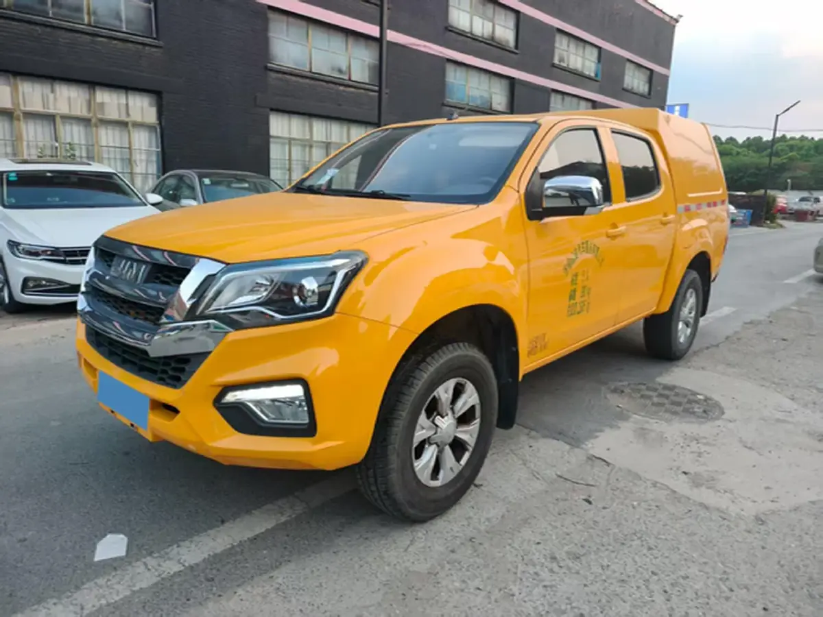 2020 Isuzu Jim 2.4T 211HP L4 5MT