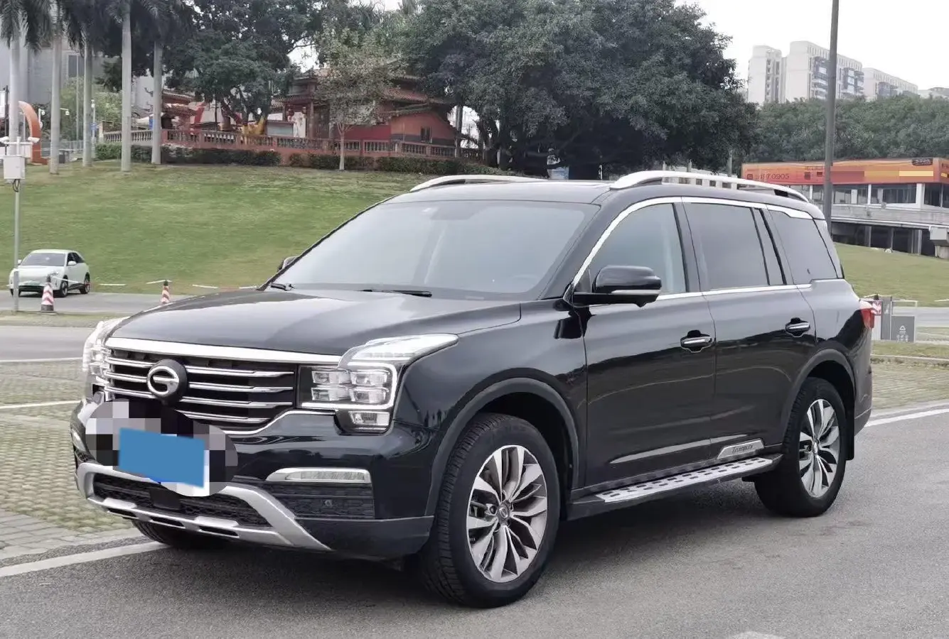 2017 GAC Trumpchi GS8 2.0T 201HP L4 6AT