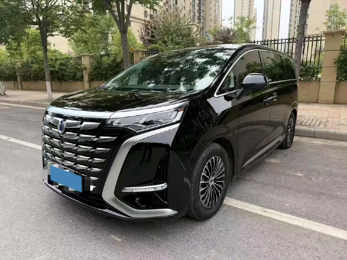 2024 Denza D9 1.5T 139HP L4 E-CVT PHEV 40KWH