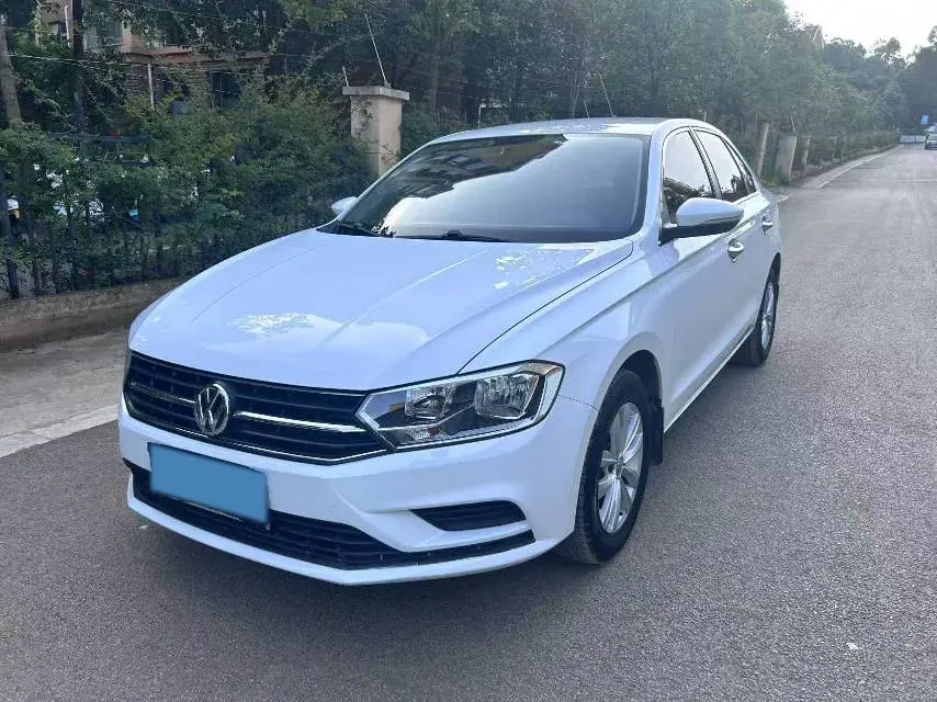 2018 Volkswagen Bora 1.5L 110HP L4 5MT