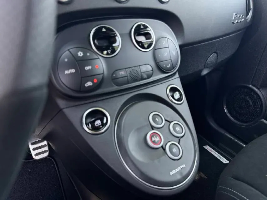 2022 DongFeng Fengon Fengon 500 1.5T 150HP L4 6MT,autocango,china used car exporter,china ev exporter,chinese used car exporter,chinese used ev exporter