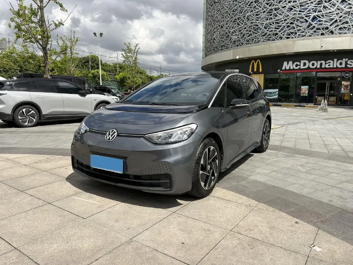 2024 Volkswagen ID.3 BEV 52.8KWH