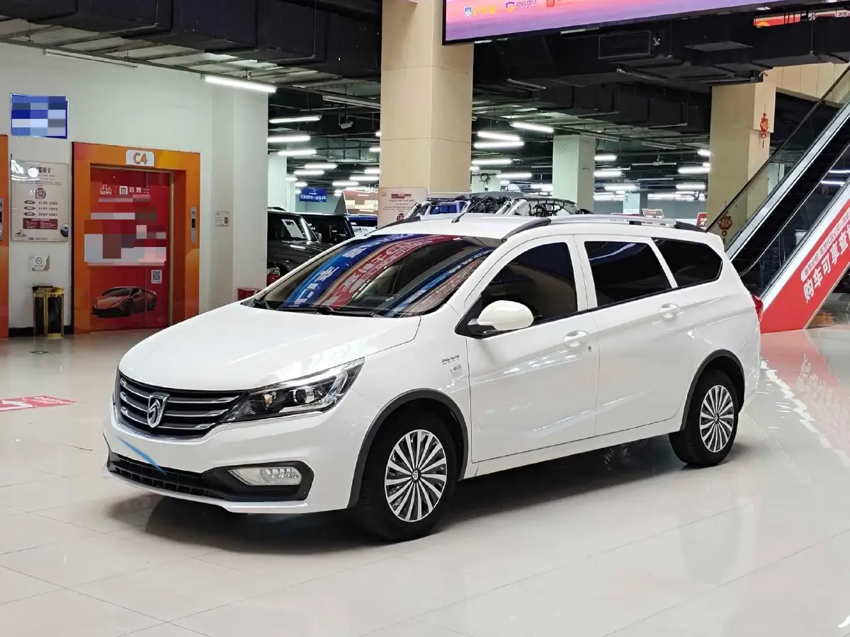 2017 BaoJun 310W 1.5L 112HP L4 6MT