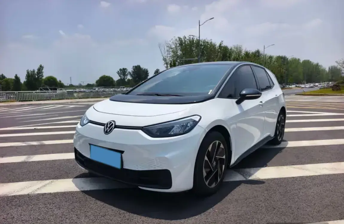 2024 Volkswagen ID.3 BEV 52.8KWH