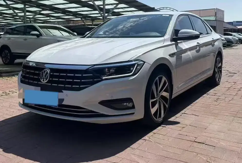 2022 Volkswagen Sagitar 1.4T 150HP L4 7DCT