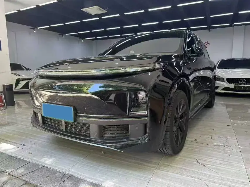 2023 Li L8 Range Extended 154HP REEV 40.9KWH