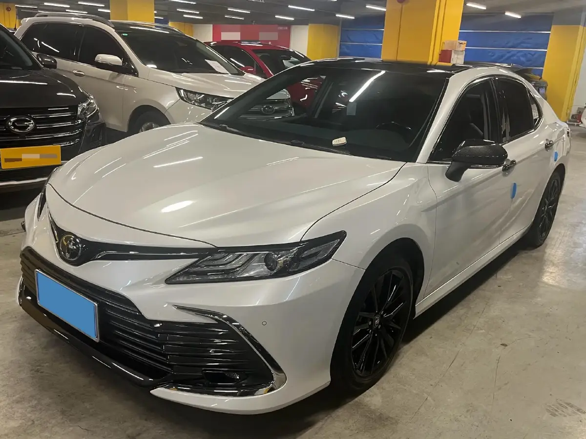 2021 Toyota Camry 2.5L 209HP L4 8AT