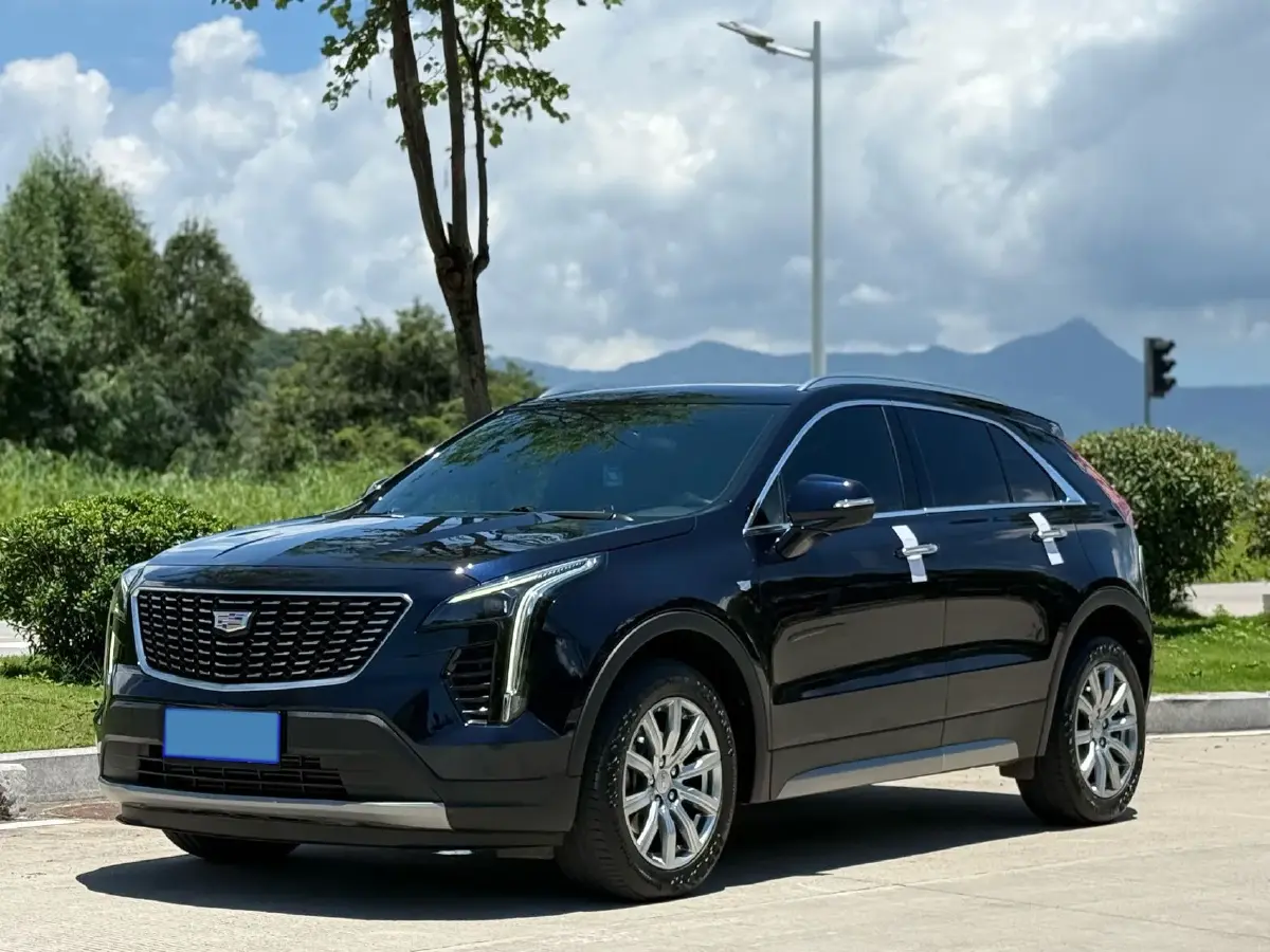 2021 Cadillac XT4 2.0T 237HP L4 9AT