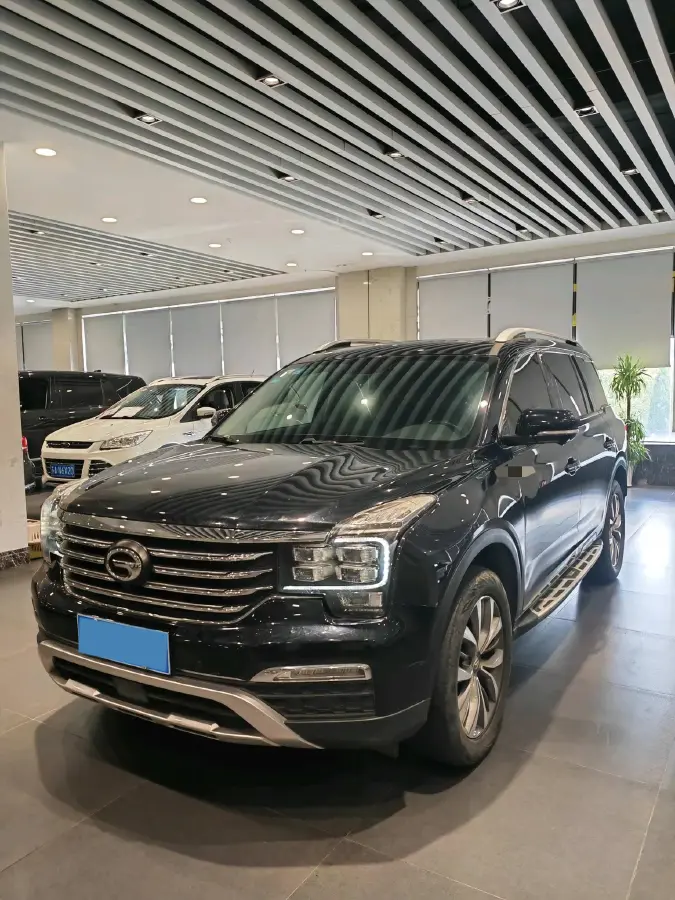 2017 GAC Trumpchi GS8 2.0T 201HP L4 6AT