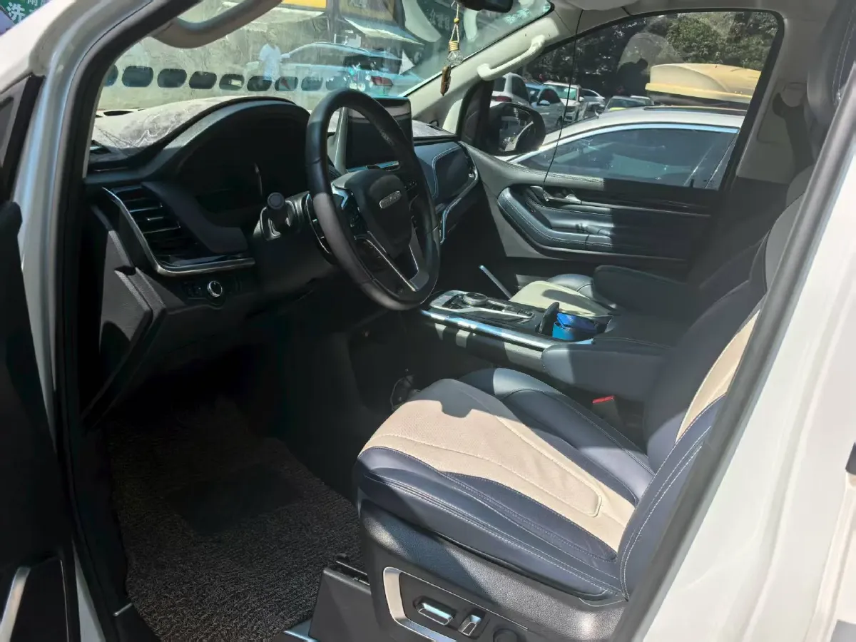 2021 MAXUS G20 RV 2.0T 224HP L4 8AT,autocango,china used car exporter,china ev exporter,chinese used car exporter,chinese used ev exporter