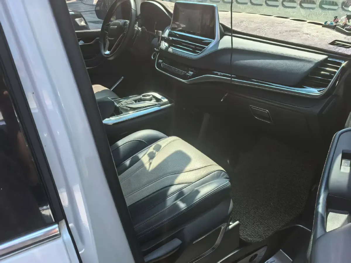 2021 MAXUS G20 RV 2.0T 224HP L4 8AT,autocango,china used car exporter,china ev exporter,chinese used car exporter,chinese used ev exporter