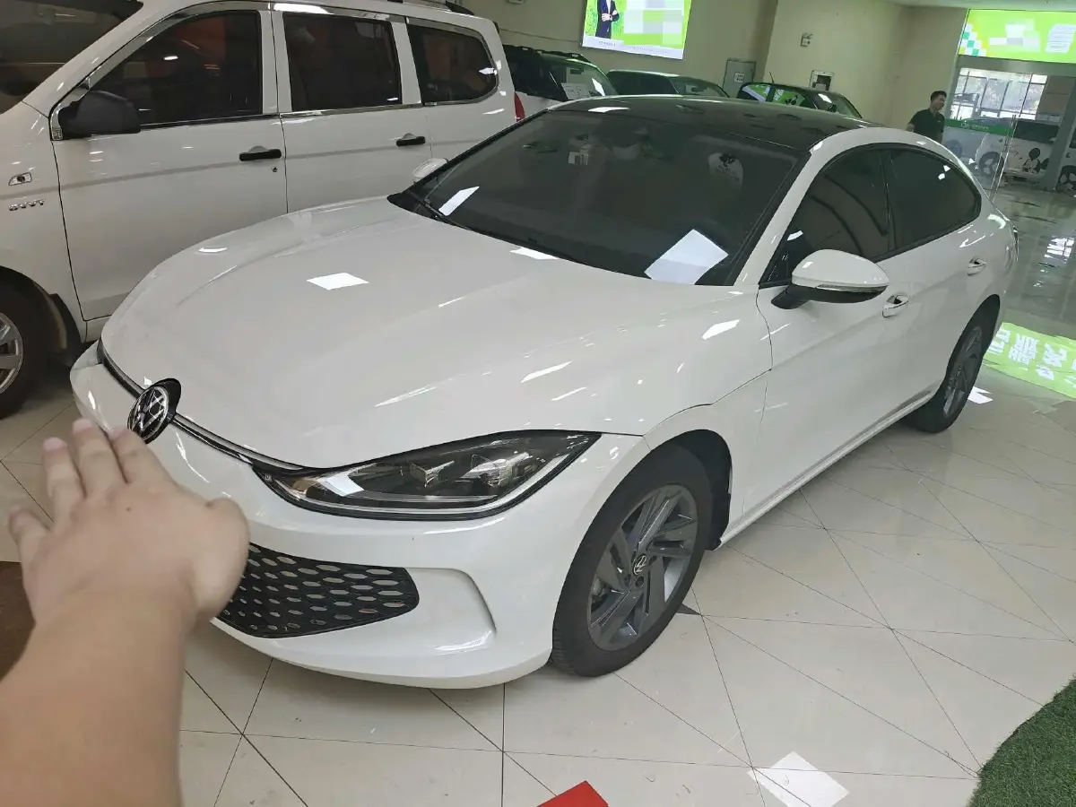 2025 Volkswagen Lamando 1.4T 150HP L4 7DCT