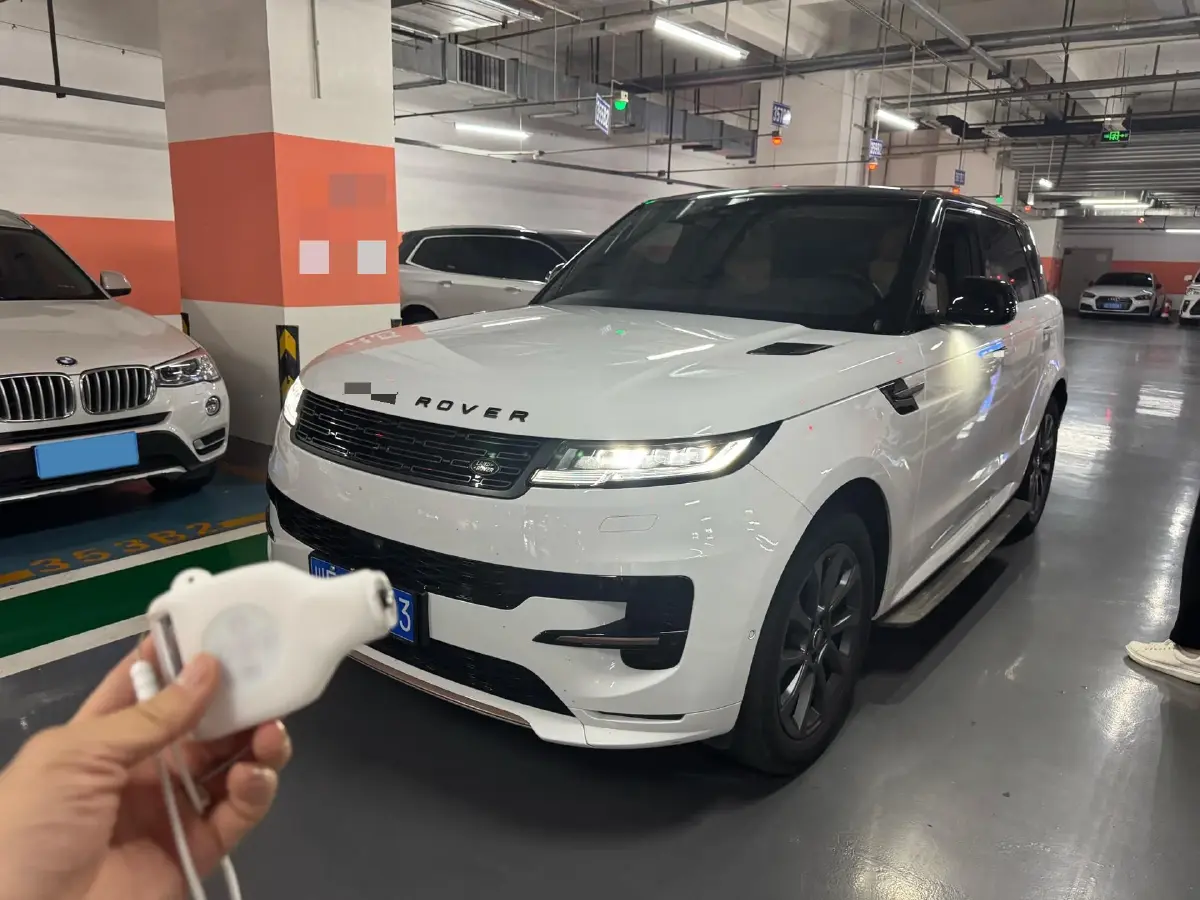 2023 Land Rover Range Rover Sport 3.0T 400HP L6 8AT