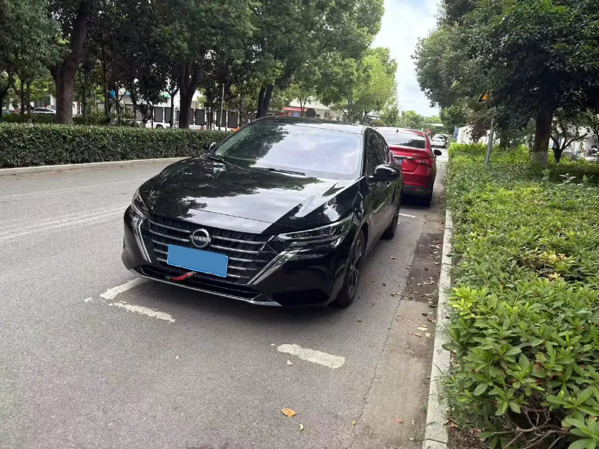 2023 Nissan Sylphy 1.6L 135HP L4 CVT