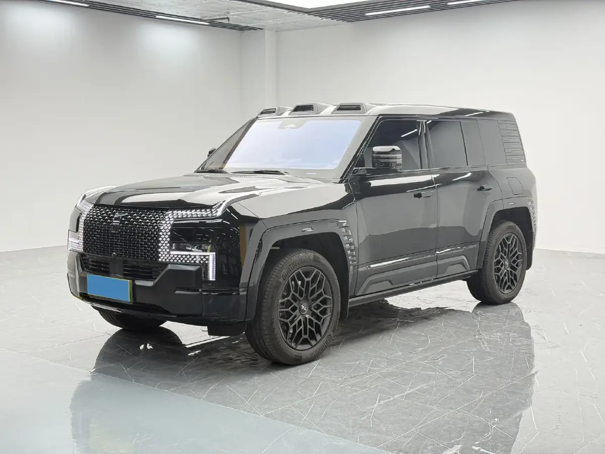 2023 YangWang U8 2.0T 272HP L4 REEV 49.05KWH