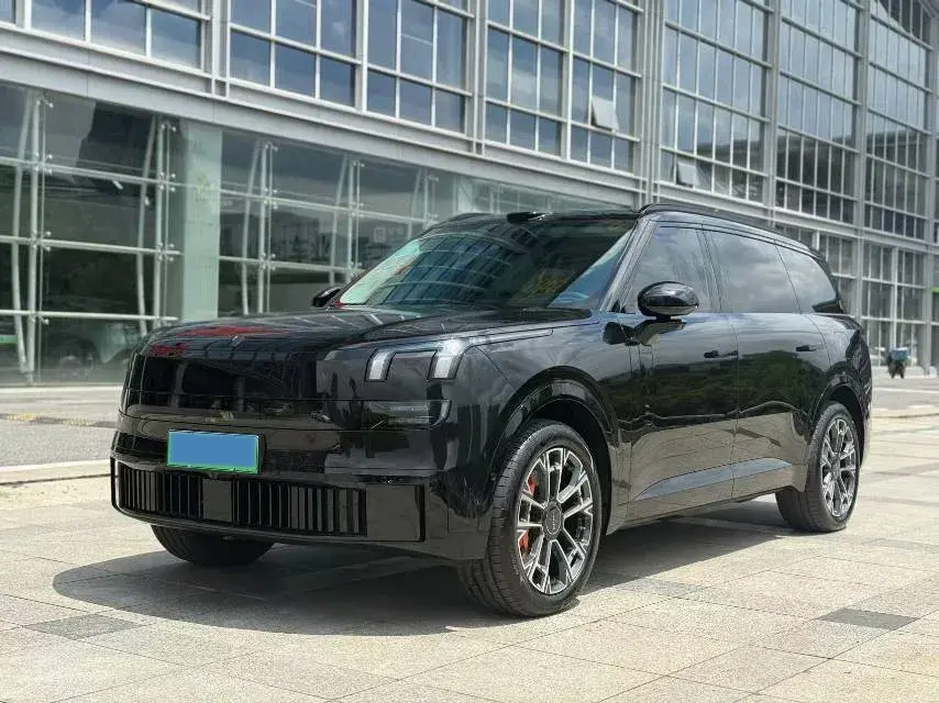 2025 LYNK&CO 900 1.5T 190HP L4 3DHT PHEV 43.3KWH