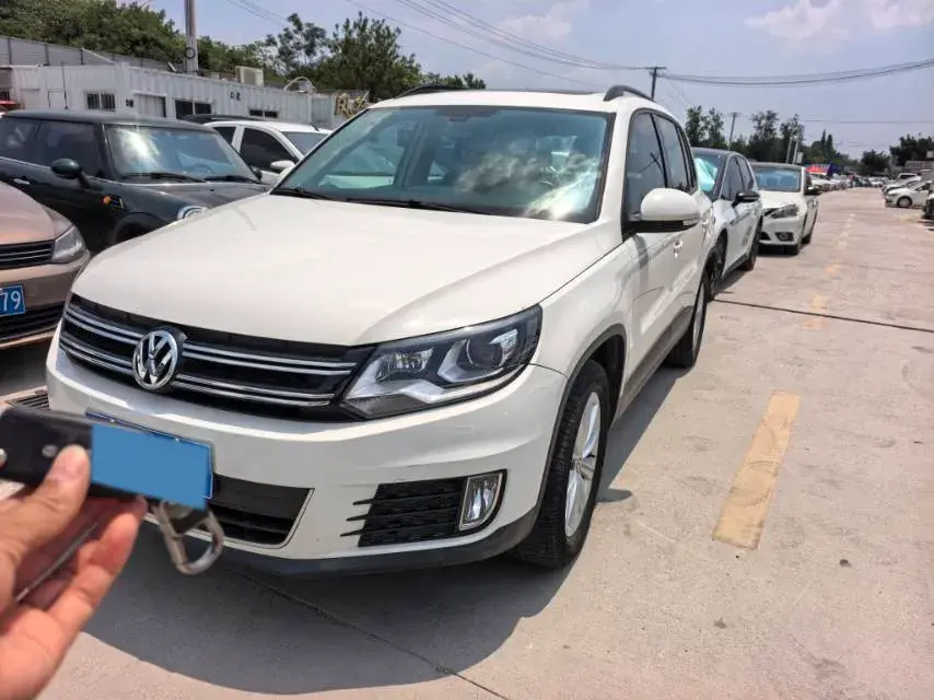 2016 Volkswagen Tiguan 1.4T 150HP L4 6DCT