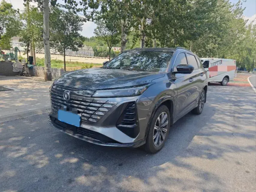 2024 ChangAn CS75 Plus 1.5T 188HP L4 8AT