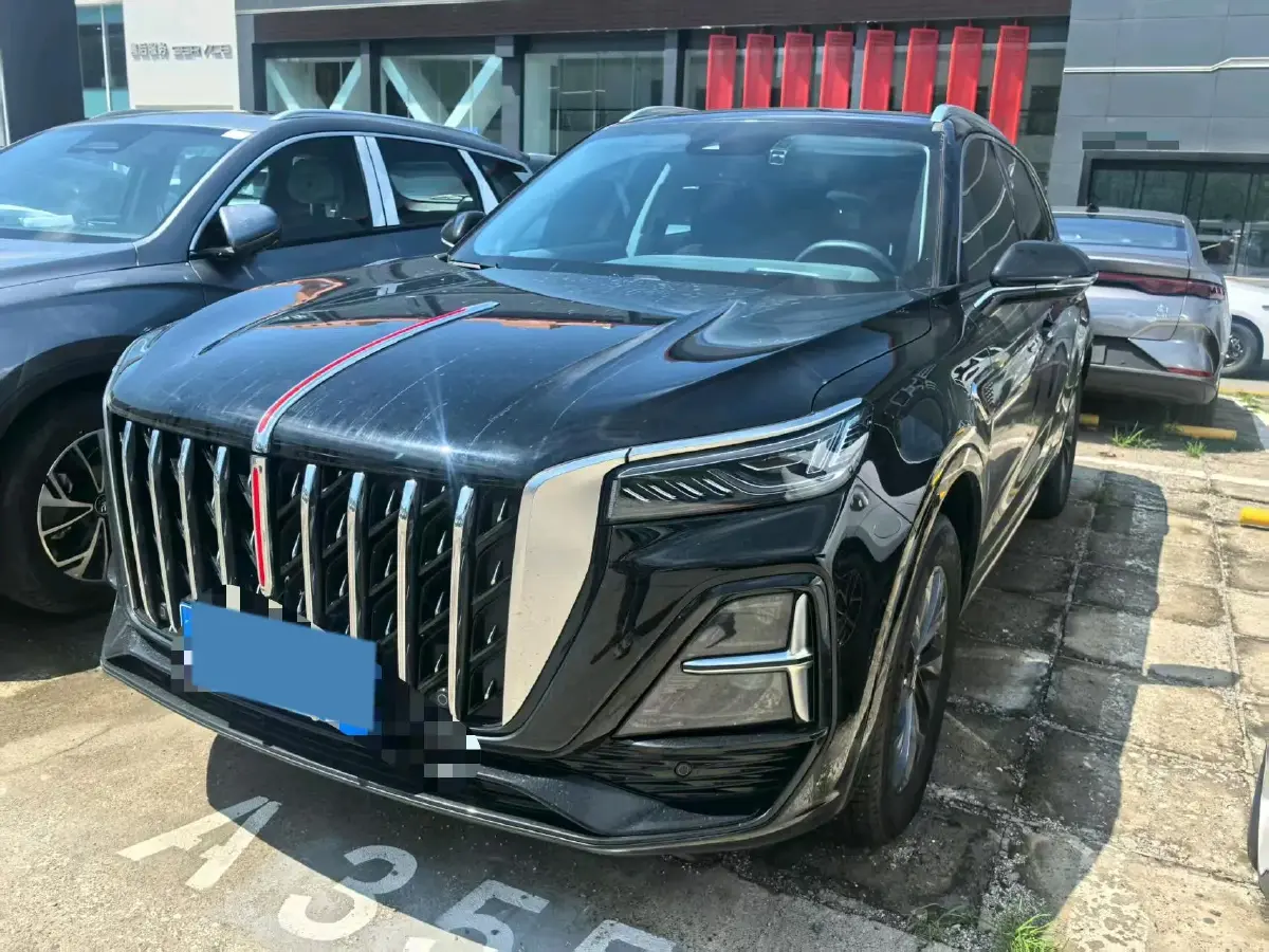 2023 HongQi HS5 2.0T 252HP L4 8AT
