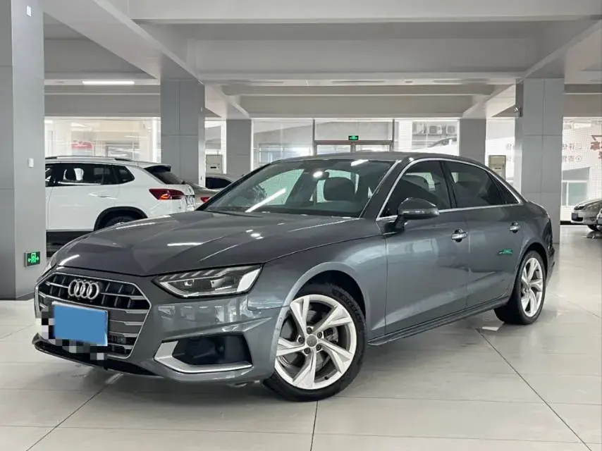 2020 Audi A4L 2.0T 190HP L4 7DCT