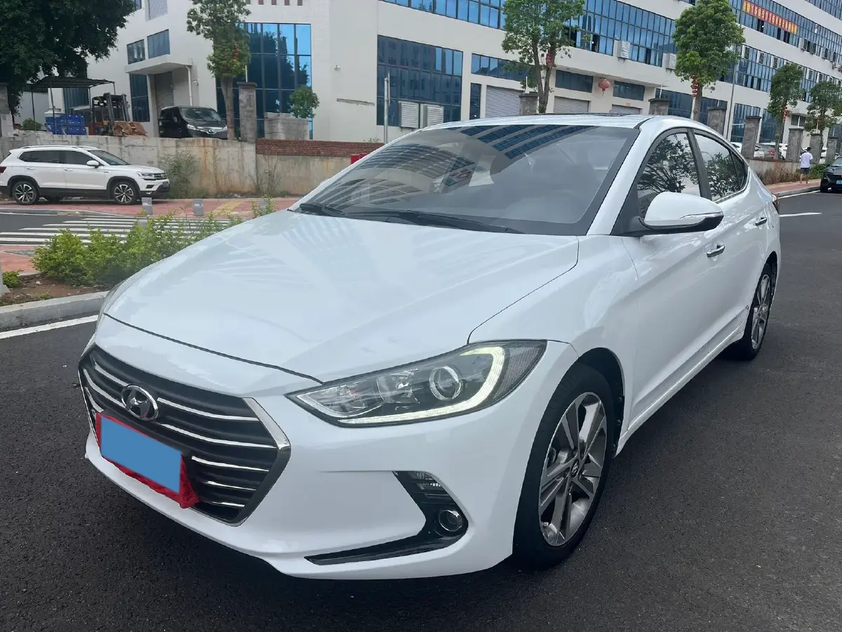 2016 Hyundai Elantra 1.6L 130HP L4 6AT
