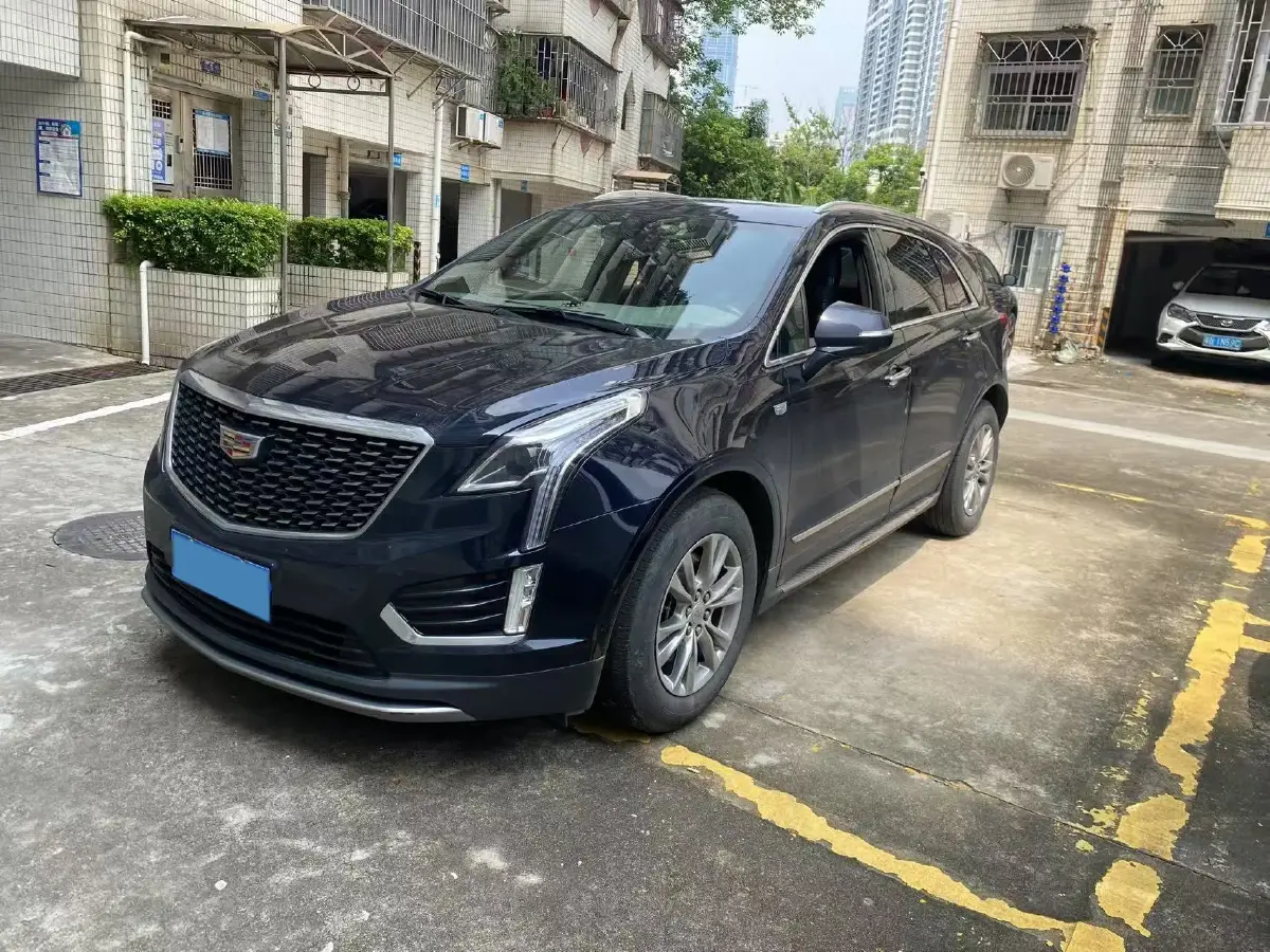 2022 Cadillac XT5 2.0T 237HP L4 9AT